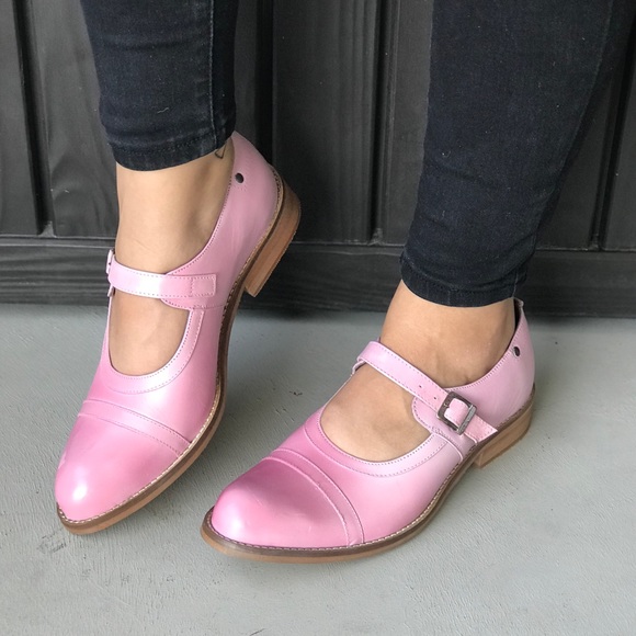 Leather Iconic Mary Jane Silhouette Oxford Flats - Picture 2 of 5